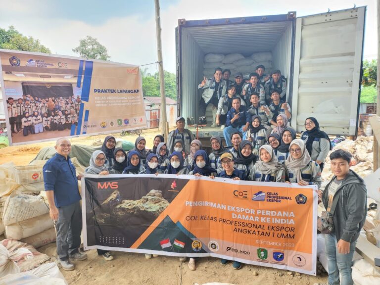 Mahasiswa Kelas Profesional Eksport Prodi Agribisnis UMM Sukses Mengekspor Damar ke India